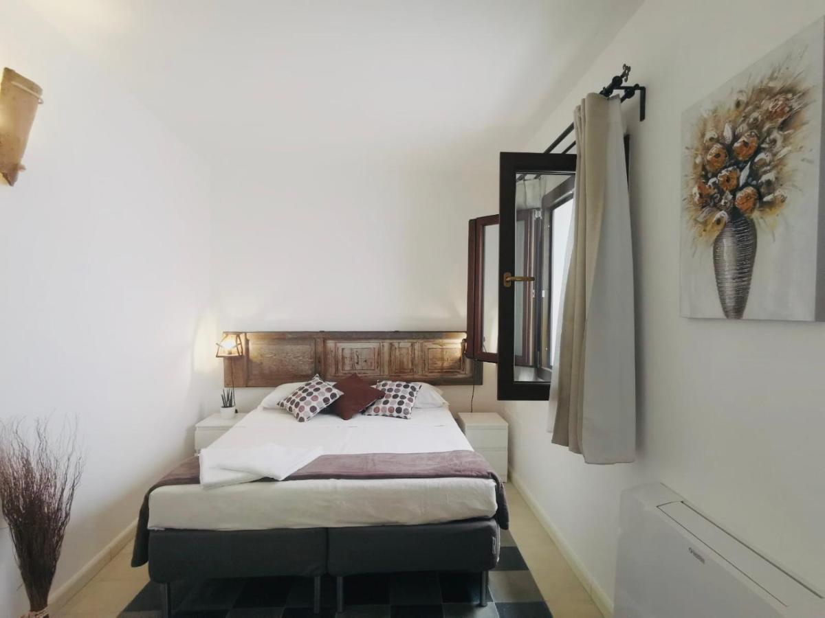 Anna 1924 Bed & Breakfast Галяно дел Капо Екстериор снимка